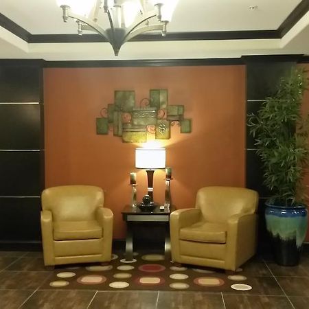 Atria Inn & Suites Three Rivers Экстерьер фото